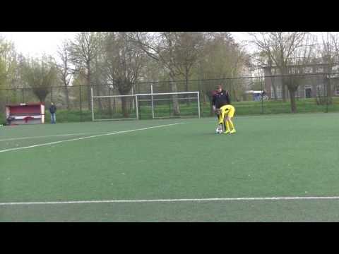 Isaiah Ahmed PVCV JO12-1 - UVV JO12-1 penalty bekerwedstrijd
