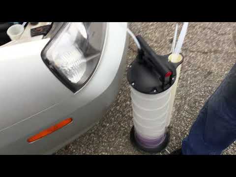 Meditool Manual 7 Liter Oil Changer Vacuum Fluid Extractor Review