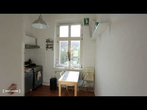 Lovely studio apartment with balcony for rent in Prenzlauer Berg - Spotahome (ref 368661)