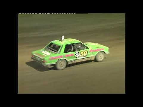 Street Sedans: Div 1 - A-Main - Gympie Speedway - 03.03.2007