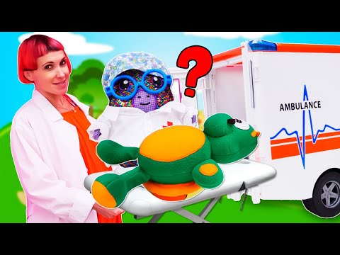 Видео и игры для детей на Капуки Кануки. Черепашонок Николя в больнице — лечим игрушки!