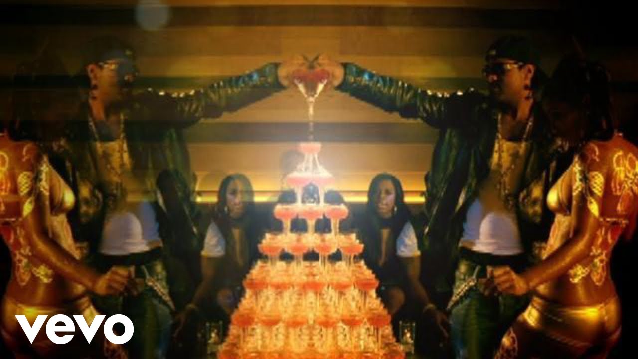 Jim Jones, Ron Browz - Pop Champagne ft. Juelz Santana (Explicit) (Official Video)