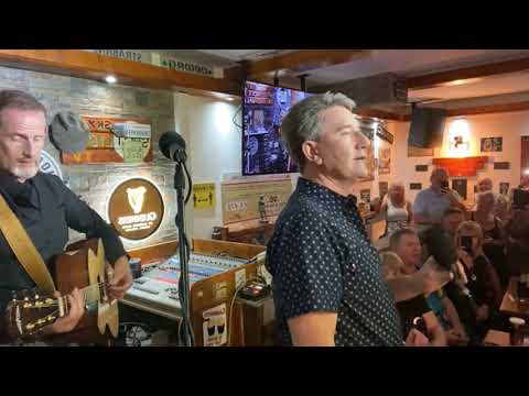 Daniel O'Donnell - Little Ole Wine Drinker Me (Hole In The Wall '23)