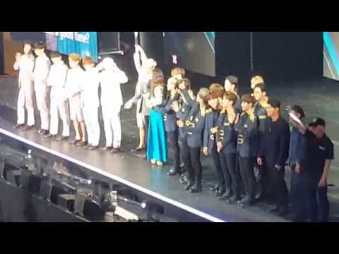 ✶ [FANCAM] Ending Stage KCON NY 2016 (Day 1) ✶