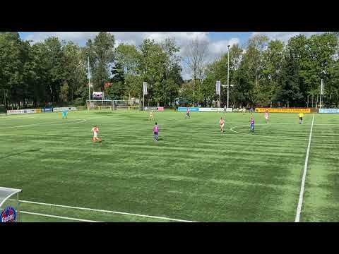 KFC JO15 1 tegen Limmen JO15 1 op 5 sep 2020 deel 1