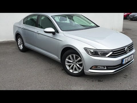 151KE3016 - 2015 Volkswagen Passat Comfortline 1.6 TDI M6F 120HP 14,750