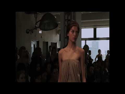 YIGAL AZROUEL RUNWAY FASHION SHOW FASHION WEEK NEW YORK SEPTEMBER 8, 2006