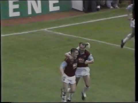 West Ham United v Hull City, 06 October 1990