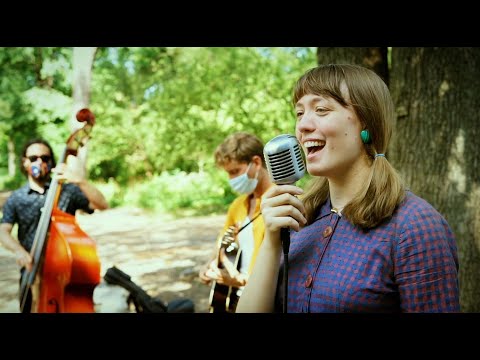 CAIT & THE CRITTERS in Central Park (part 2 / Aug. 2020)