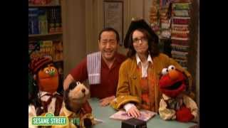 Sesame Street: A Squid Says the Alphabet with Tina