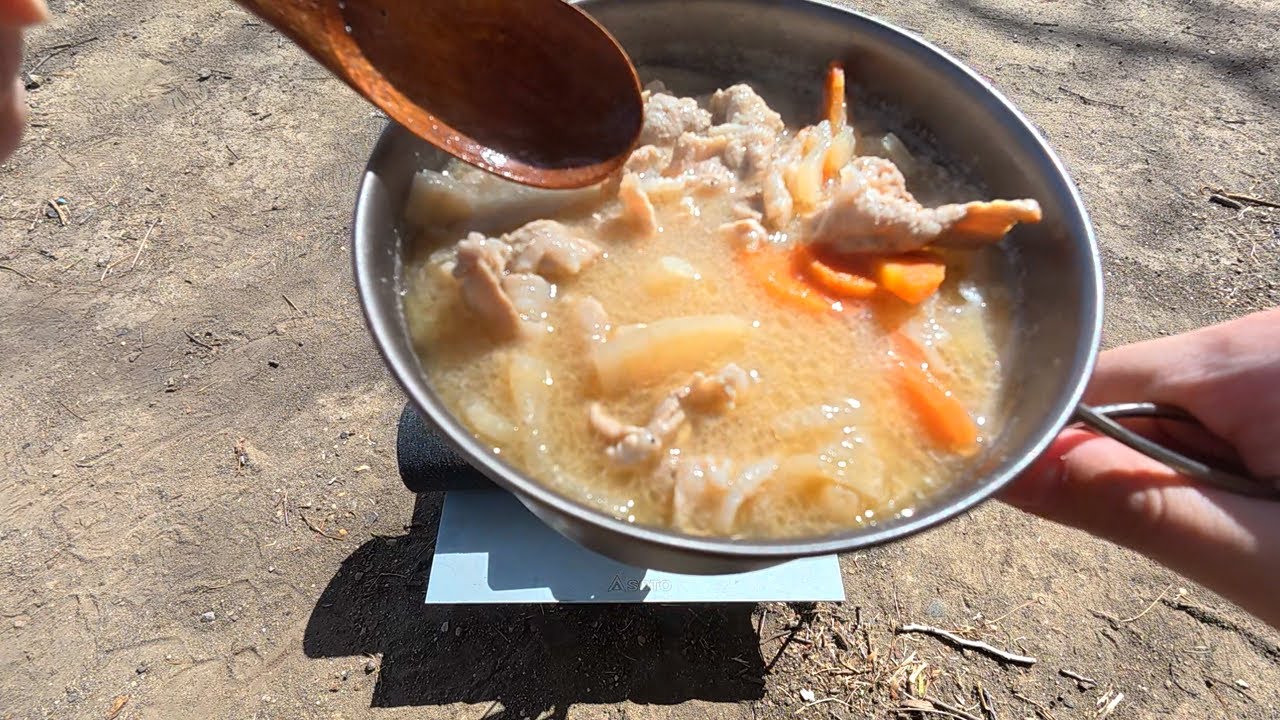 【キャンプ飯】冬晴れの中アツアツの豚汁を食らう【ゆっくり実況】