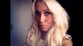 Amelia Lily - You bring me joy Lyrics