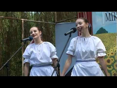 Ana i Helena Bučko- Ej pridz do nas betjaru/zahrajte hudaci