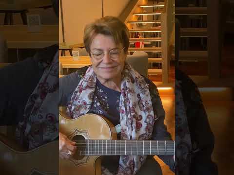 Me Estás Haciendo Falta