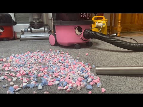 Numatic Hetty HET-160 vacuum cleaner - overview and brief look