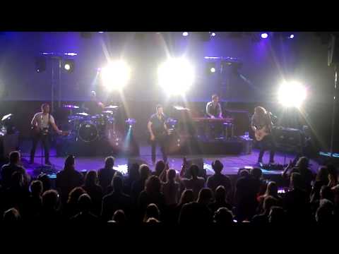 Adam Cappa - The Rescue - Live With band of Jeremy Camp (HD)