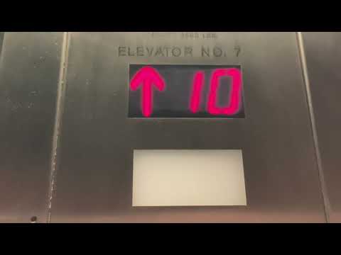 Fast 350 FPM Dover Traction Elevators At The Long Island Marriott In Uniondale NY