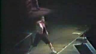 Faith No More - We Care Alot & Sweet Dreams (1) - 1990