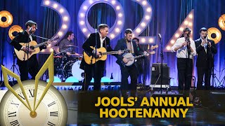 The Mary Wallopers with Spider Stacy - Streams of Whiskey (Jools&#39; Annual Hootenanny)