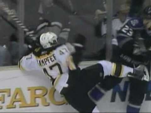 Dustin Brown nails Steven Kampfer
