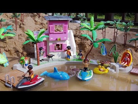 Playmobil City Life Beach House Building Playset and Sea Animals Toys for kids