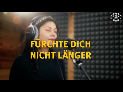 Fürchte dich nicht länger | Klavier und Gesang mit Liedtext