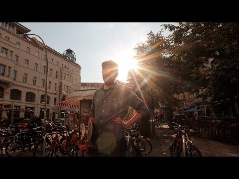 Andrew Applepie - Momma, I've Got A Feeling (Official Video)