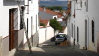 preview picture of video 'Calle Castillo - El Cerro de Andévalo'
