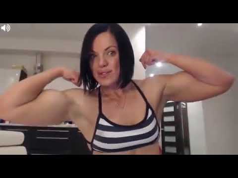 Muscle girl flex super biceps and abs at home 🏡 #youtubeshorts