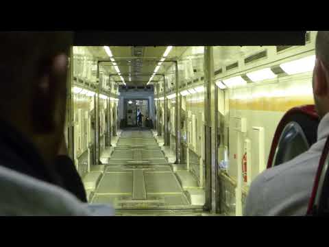 Mit dem Bus in den Zug und schwupp durch den Tunnel