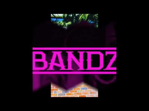 Scottie Fintoo Ft. BreadCha$er Teez - "Bandz" (2017)