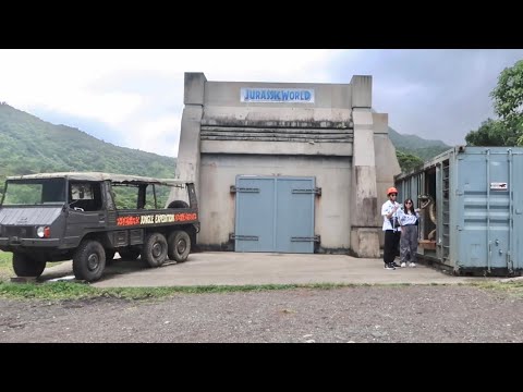 Kualoa Ranch Jurassic Park Adventure Tour - Journey Thru The Filming Locations & Scenic Mountains