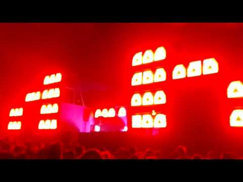 Mark Sherry playing Follow Me @ Summerlake Festival 2016 Woerden