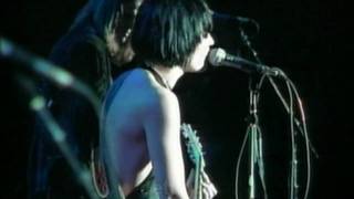 Joan Jett - I Wanna Be Your Dog ( LIVE )