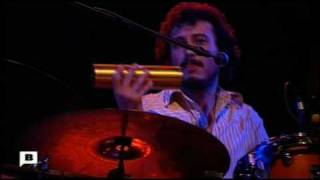 Manel "Els guapos són els raros" en directe a l'Apolo