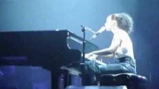 Alicia Keys - Lesson Learned &amp; Tell You Something live Phoenix, Arizona