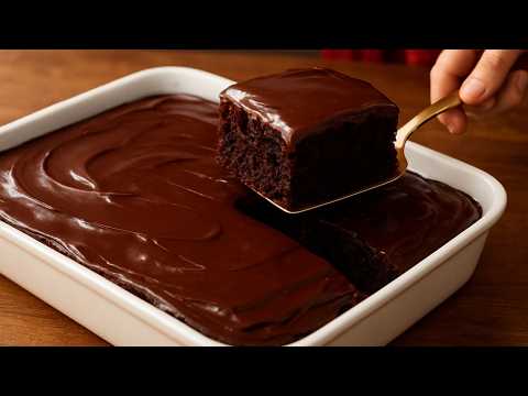 Moist & Fudgy Chocolate Brownie Cake