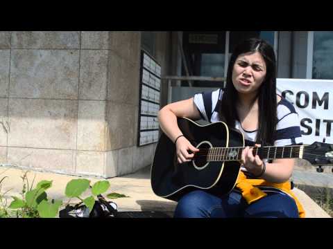 Bezegol 'Rude Sentido' - Fábia Maia