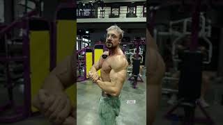 IT HITS DIFFERENT - Pullover Alternative - 3D Back