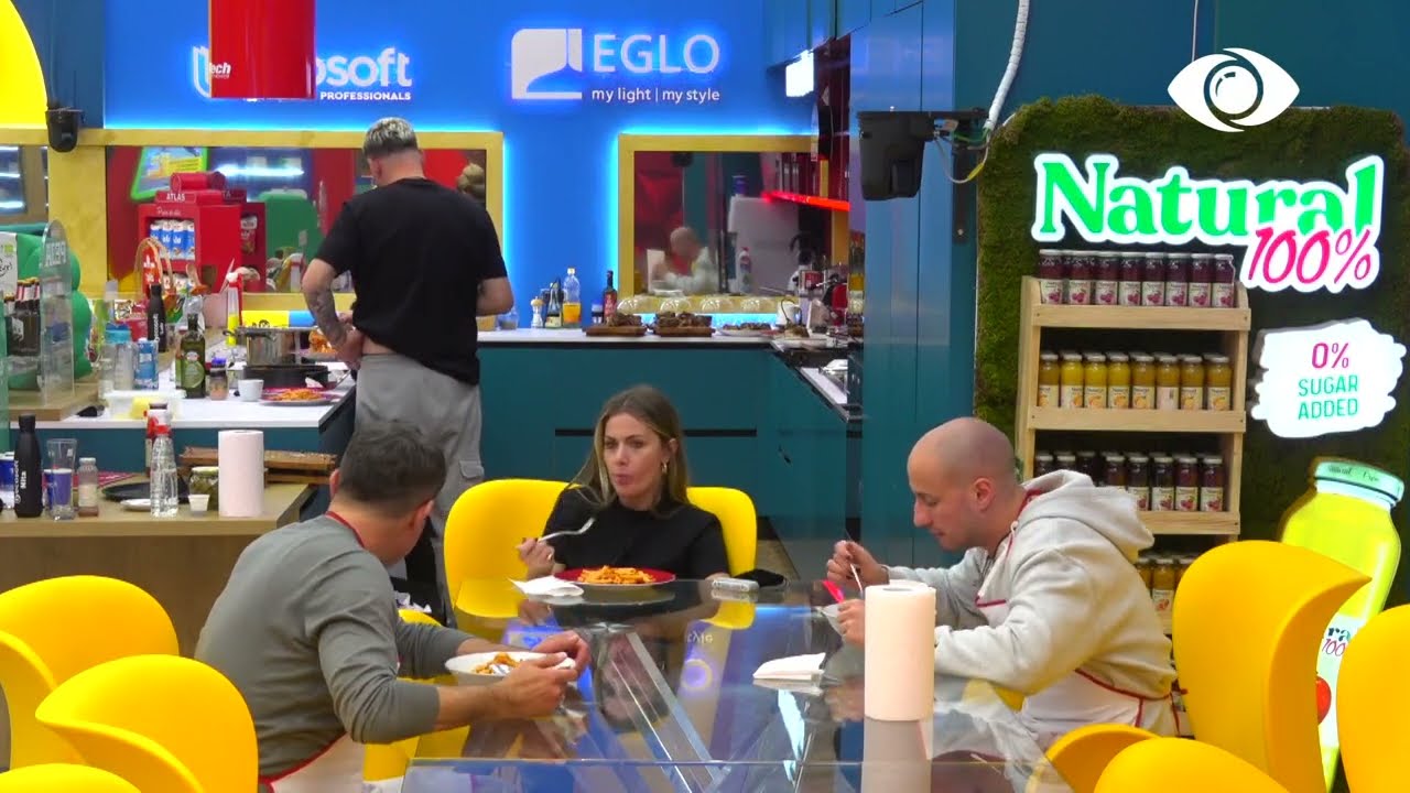 Je bërë gati disa herë të më godasësh/ Kristi: Po pres sinjalin tënd!