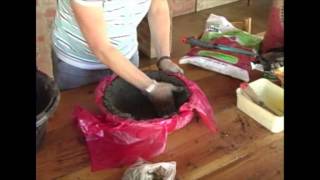The Gardener Magazine: Making Concrete Garden Pots