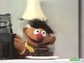 Sesame Street Ernie 7 Chocolate Small Cupcakes