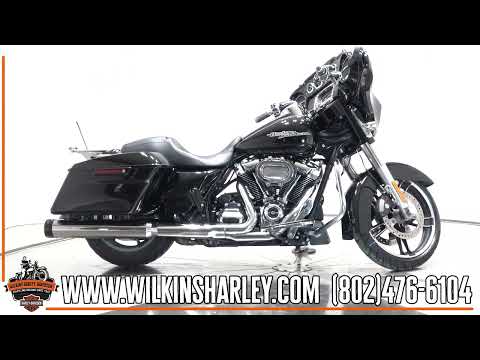 2017 Harley-Davidson FLHXS Street Glide Special in Vivid Black