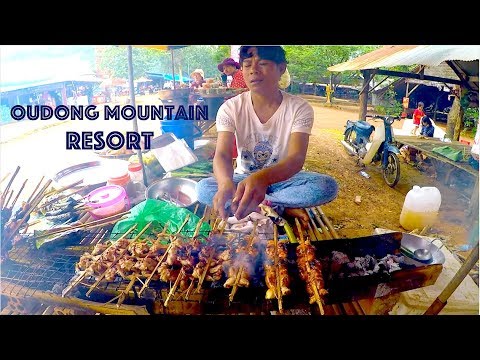 Street Food Market at Oudong Mountain Resort