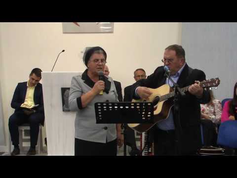 CANTATI CU TOTI.VA BUCURATI.PUTIN A MAI RAMAS....