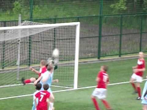 MLKS VICTORIA SULEJÓWEK 98/99 - bramka  Smoka z Mazowszem na 3-1(16.05.12)