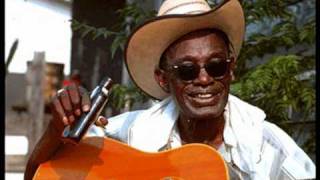 l´m going to build me a heaven of my own.Lightnin´ Hopkins