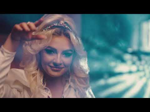 LORENA SUT ❌ Floare de bujor