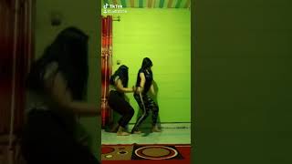 Download lagu Lagi bahagia mp3