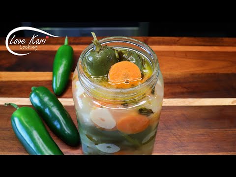 Make Your Own Pickled Jalapenos Rings SO EASY - Jalapeños Envinagrados